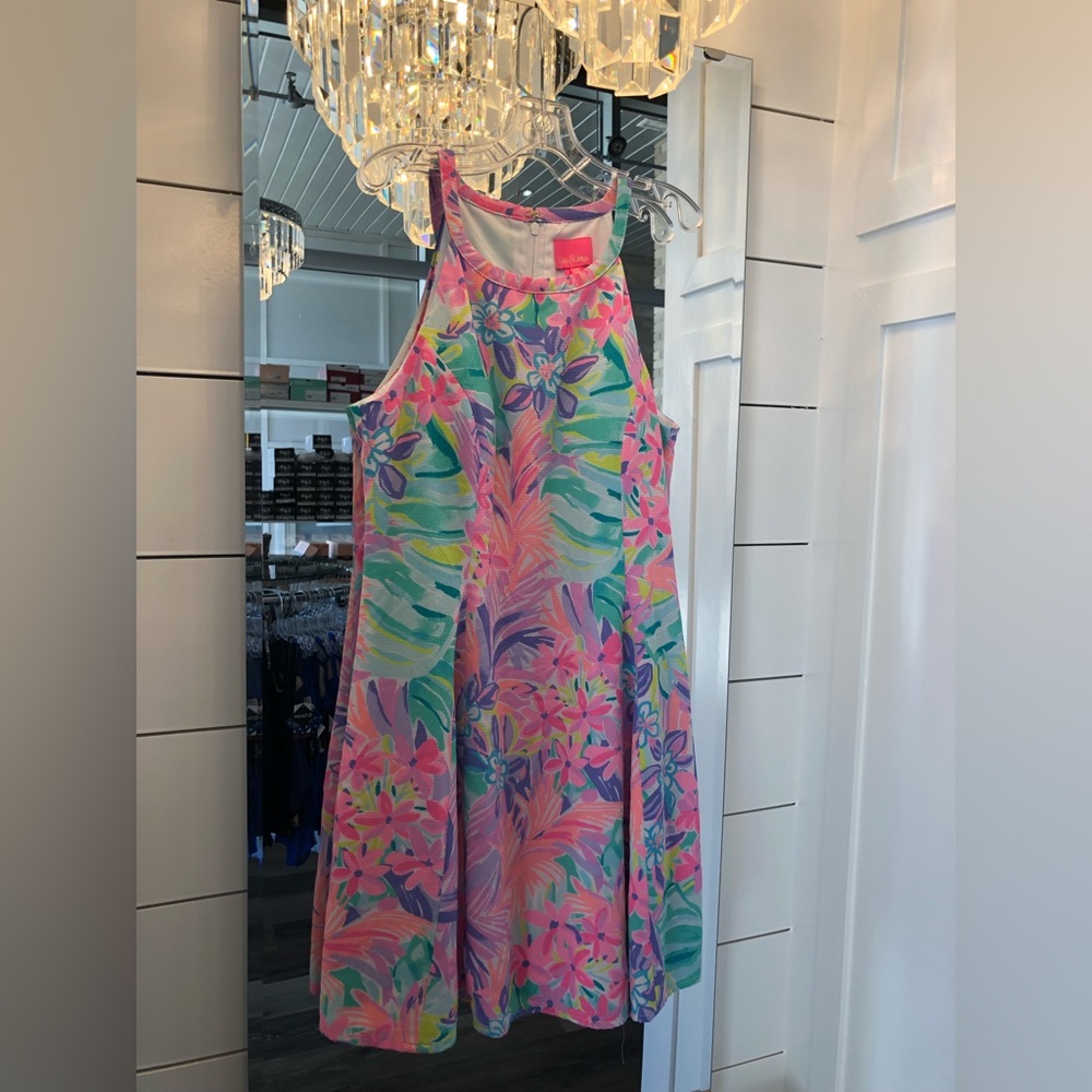 Lilly Pulitzer dress girls size 12.  Beautiful condition.